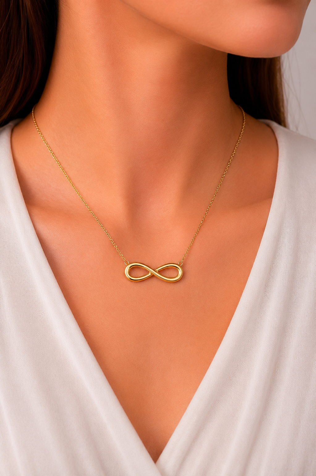 Elegant Gold Infinity Necklace