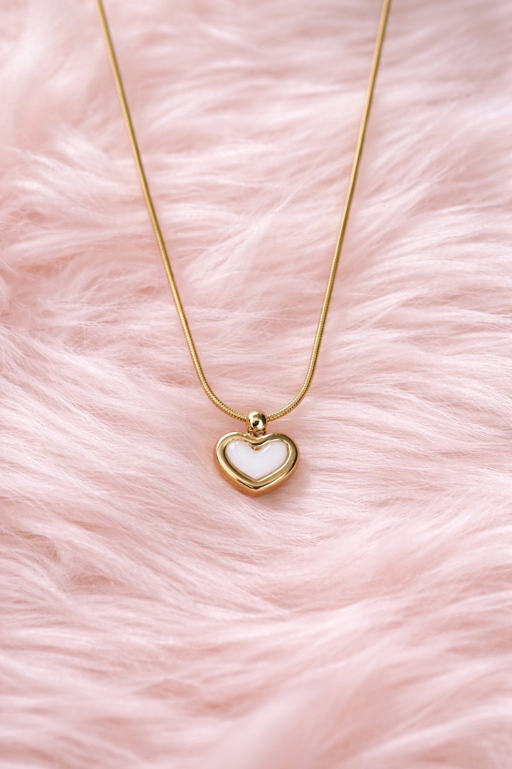 Elegant Gold Heart Pendant Necklace