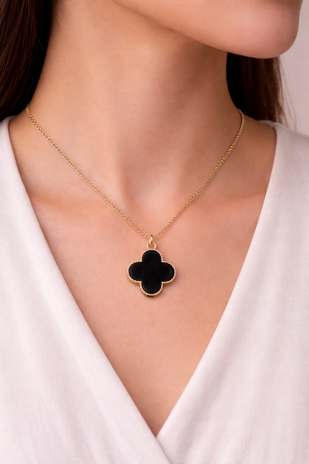 🖤 Black Clover Pendant
