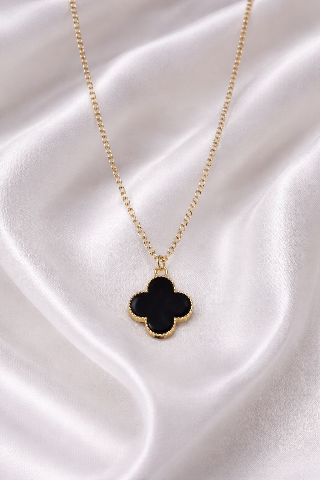 🖤 Black Clover Pendant