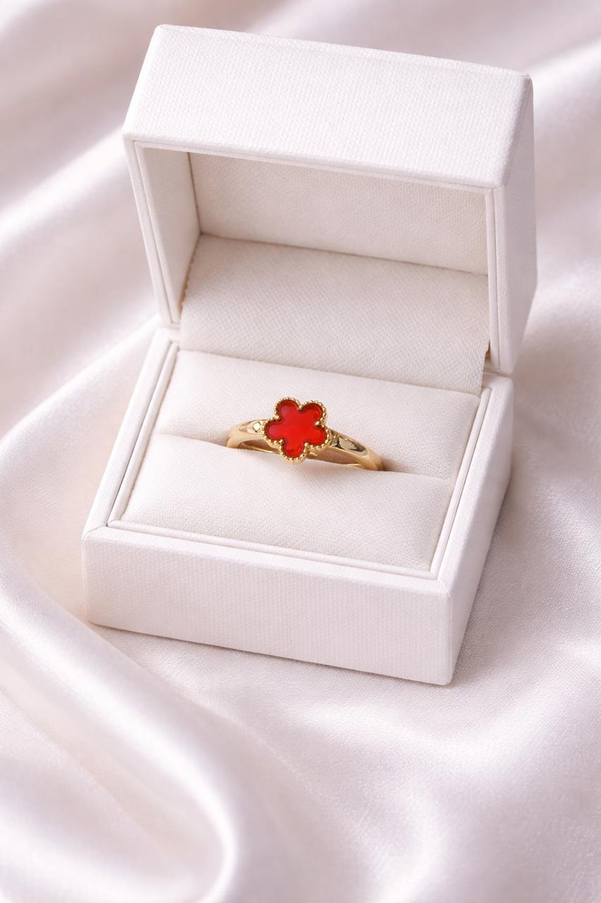 ❤️ Red Clover Gold Ring